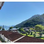 Ubatuba Apartamento na Praia do Tenório